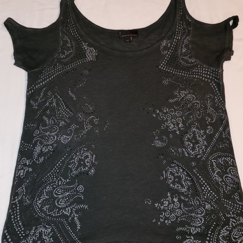 SS top, shoulder cut out